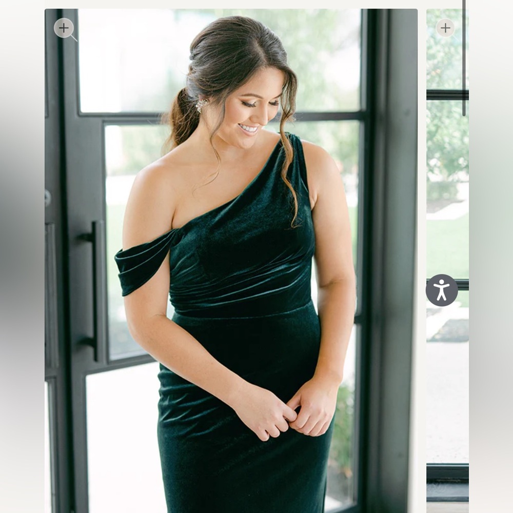 Revelry Classic Emerald Green Moira Convertible One Shoulder Velvet Dress